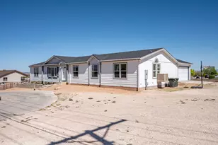 1637 E Midvalley Rd, Enoch, UT 84021 - Photo 37