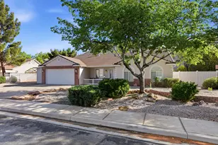 180 N Eclipse Dr, Saint George, UT 84770 - Photo 3