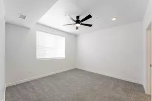 221 N Cliff Side Dr, Hurricane, UT 84737 - Photo 5