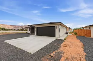 615 W Field Ave, Hildale, UT 84784 - Photo 21