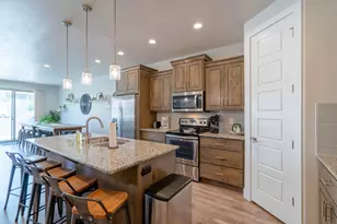 2298 N Park Center Dr, Washington, UT 84780 - Photo 11