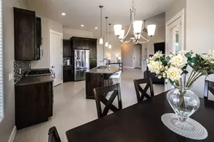 1288 E Silver Shadows Dr, Washington, UT 84780 - Photo 11