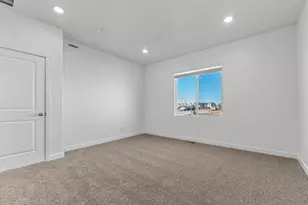 1553 S Fins Rd, Washington, UT 84780 - Photo 15
