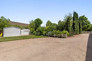 246 W Mountain Charm Rd, Toquerville, UT 84774 - Photo 43