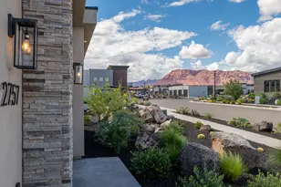 2757 W Lava Vly Wy, Santa Clara, UT 84765 - Photo 3