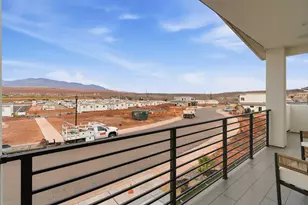 972 E Coyote Crest Dr, Washington, UT 84780 - Photo 43
