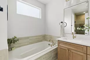 972 E Coyote Crest Dr, Washington, UT 84780 - Photo 33