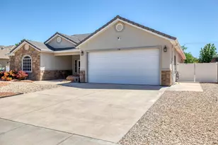 633 W 375 S, Hurricane, UT 84737 - Photo 3