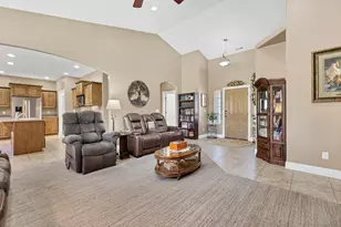 633 W 375 S, Hurricane, UT 84737 - Photo 9