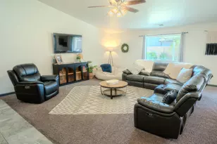 3425 W 2650 S, Hurricane, UT 84737 - Photo 3