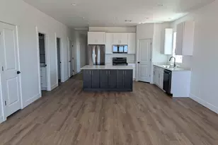 1681 E Creekside Dr, Kanab, UT 84741 - Photo 3