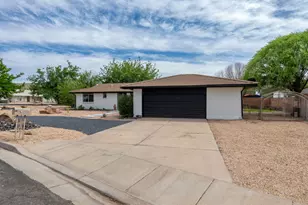 3570 S Solano Way, Saint George, UT 84790 - Photo 3