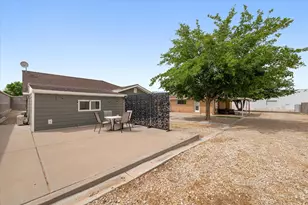 1649 W State St, Hurricane, UT 84737 - Photo 71