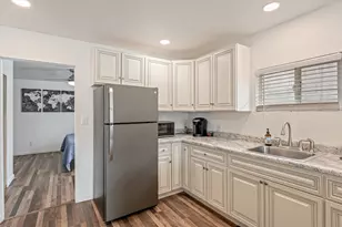 1649 W State St, Hurricane, UT 84737 - Photo 51