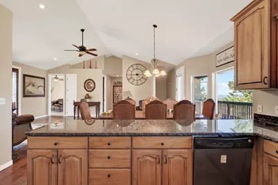 1049 E Fenwick Way, Cedar City, UT 84721 - Photo 13
