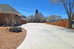 47 W 100 S, Panguitch, UT 84759 - Photo 7
