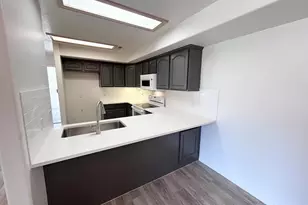 998 3 Fountains Dr, Cedar City, UT 84720 - Photo 9
