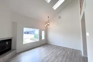 998 3 Fountains Dr, Cedar City, UT 84720 - Photo 3
