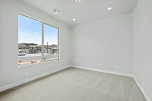 1627 N Ascent St, Washington, UT 84780 - Photo 15
