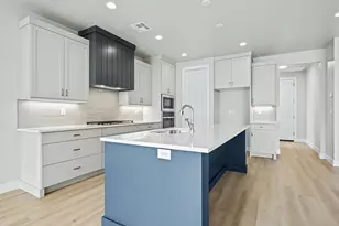 1627 N Ascent St, Washington, UT 84780 - Photo 3