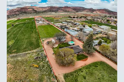 818 S Hwy 89A, Kanab, UT 84741 - Photo 3