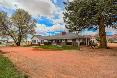 818 S Hwy 89A, Kanab, UT 84741 - Photo 9