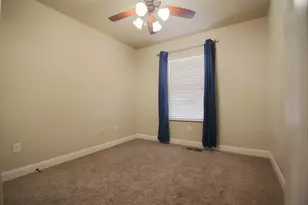 2075 S Sir Monte Dr, Saint George, UT 84770 - Photo 13