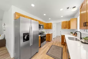 1178 N 1340 W Cir, Saint George, UT 84770 - Photo 9