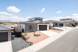 734 N 3025 W, Hurricane, UT 84737 - Photo 7
