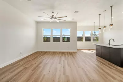 4758 S Woodrow Ln, Washington, UT 84780 - Photo 5