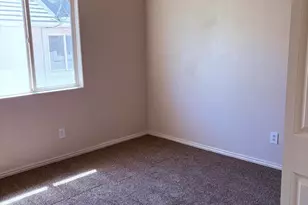 664 N 2720 E, Saint George, UT 84790 - Photo 3