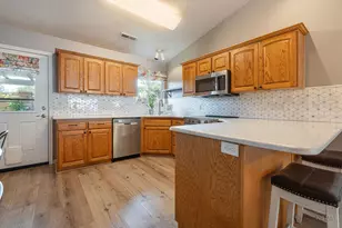 296 E 900 S, Saint George, UT 84770 - Photo 11