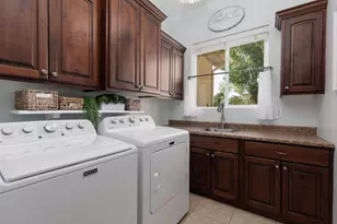 795 E Desert Bloom Ct, Washington, UT 84780 - Photo 17