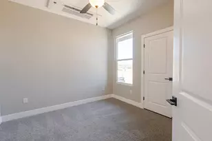 2590 Cougar Trl, Santa Clara, UT 84765 - Photo 33