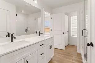 895 W Boxthorn Dr, Saint George, UT 84790 - Photo 29
