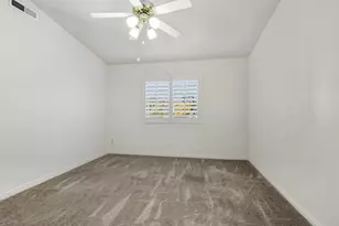 504 E Telegraph St, Washington, UT 84780 - Photo 9