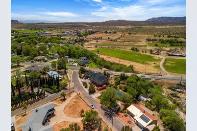 55 E Spring Dr, Toquerville, UT 84774 - Photo 31
