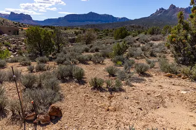 2495 Navajo Circle, Springdale, UT 84767 - Photo 13