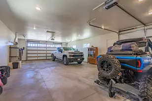 2920 E Seegmiller Dr, Saint George, UT 84790 - Photo 41