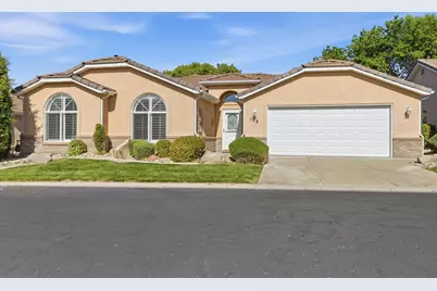 187 N Westridge Dr #108, Saint George, UT 84770 - Photo 1