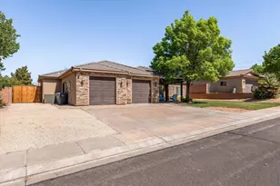 3424 W 250 N, Hurricane, UT 84737 - Photo 3