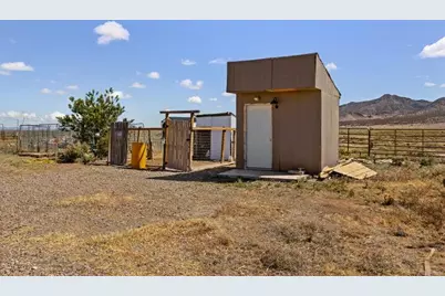 821 E 3250 N, Newcastle, UT 84756 - Photo 25