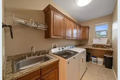 840 N Main St, Hurricane, UT 84737 - Photo 27