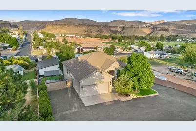 840 N Main St, Hurricane, UT 84737 - Photo 5