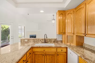 2280 S Bloomington Hills Dr #7, Saint George, UT 84790 - Photo 11