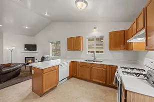 334 W Mountain View Dr, Cedar City, UT 84721 - Photo 17