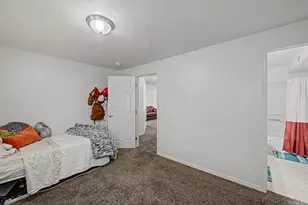 334 W Mountain View Dr, Cedar City, UT 84721 - Photo 33