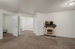 334 W Mountain View Dr, Cedar City, UT 84721 - Photo 41