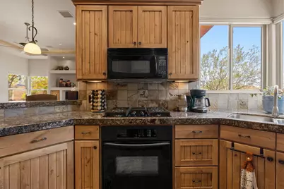 2590 Pioneer Parkway #4D, Santa Clara, UT 84765 - Photo 17