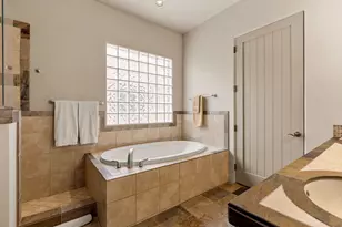 2590 Pioneer Pkwy, Santa Clara, UT 84765 - Photo 37